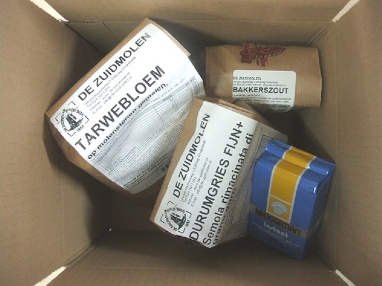 Bakpakket Kaas-uienbrood.